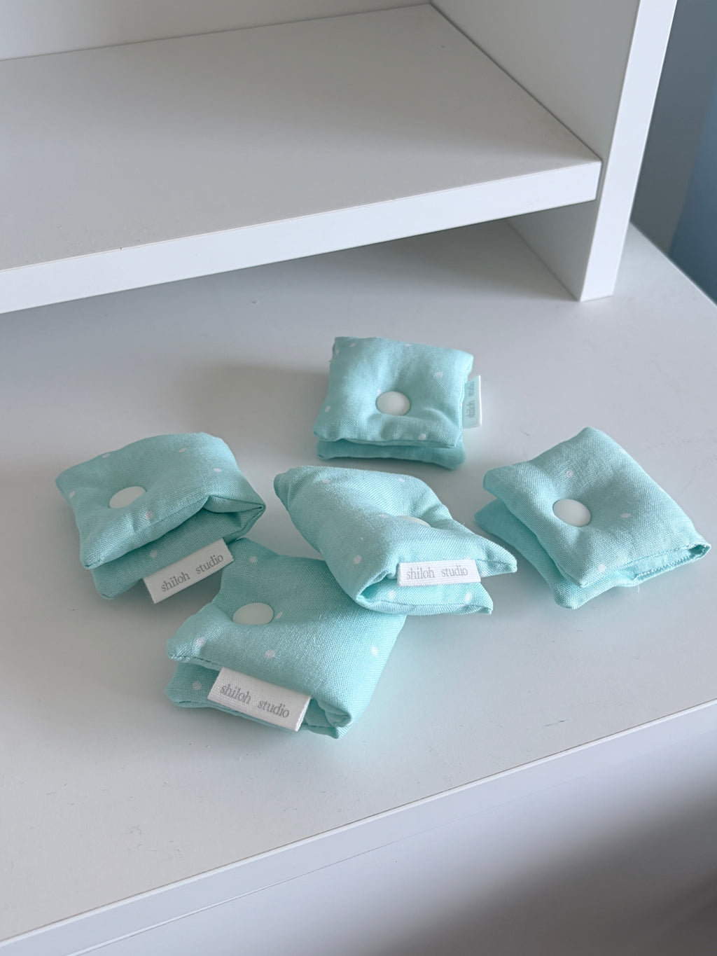 Puffy Fabric Wire Holder (Mint) ⋆｡𖦹°⭒