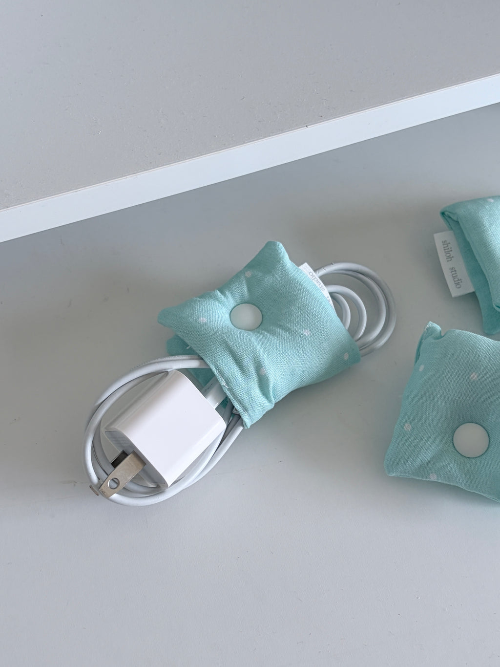 Puffy Fabric Wire Holder (Mint) ⋆｡𖦹°⭒