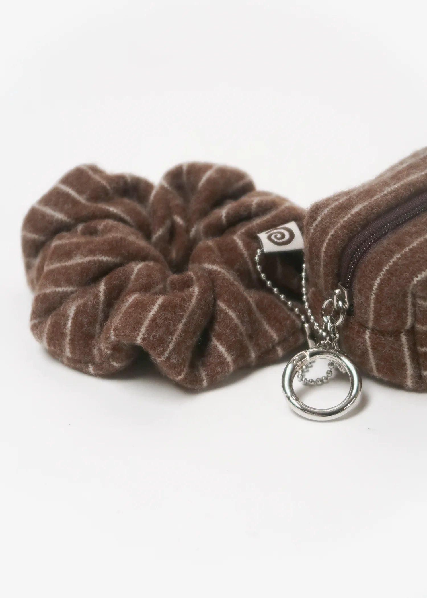 Scrunchie + Box Pouch Set ✶⋆.˚