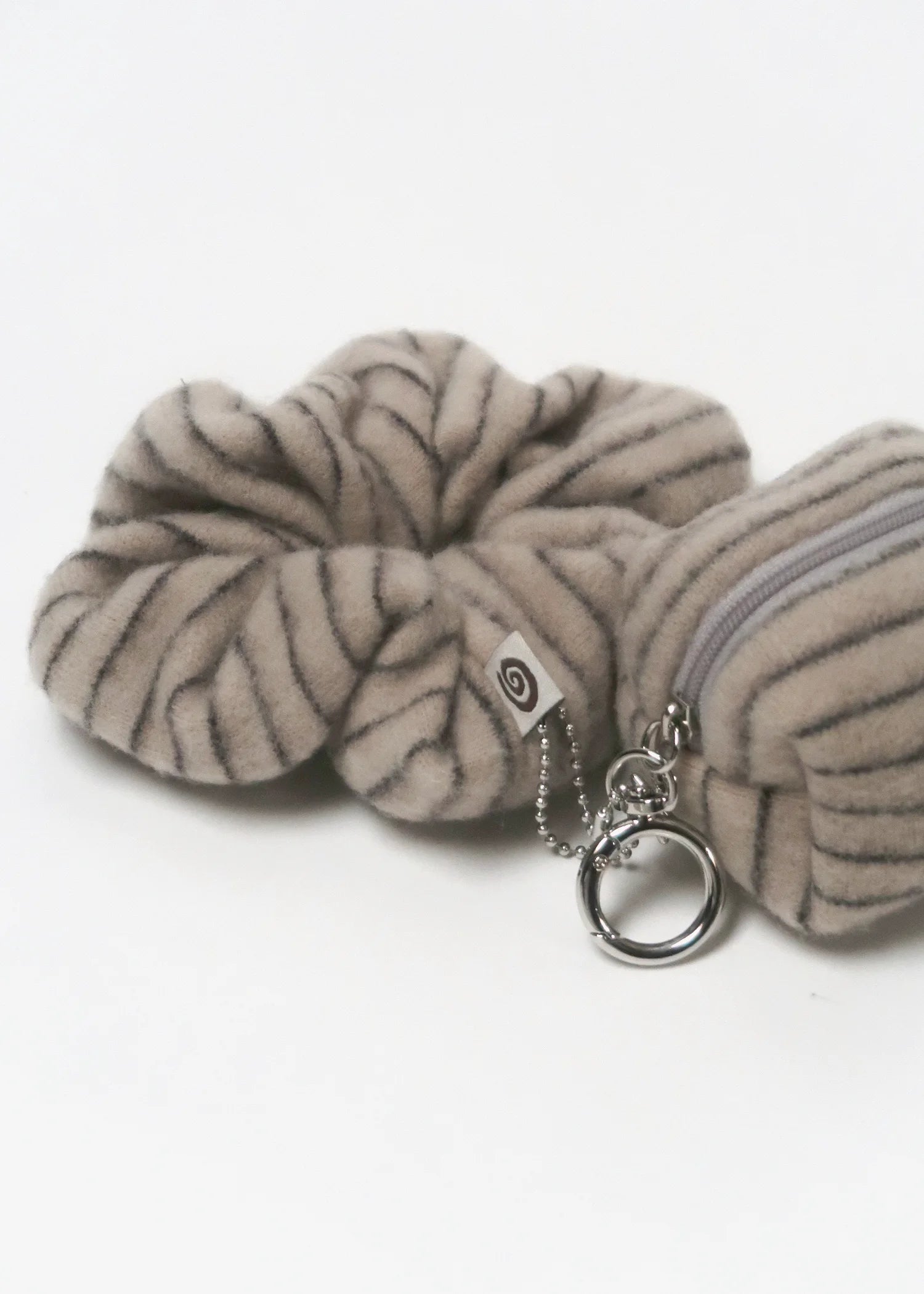 Scrunchie + Box Pouch Set ✶⋆.˚