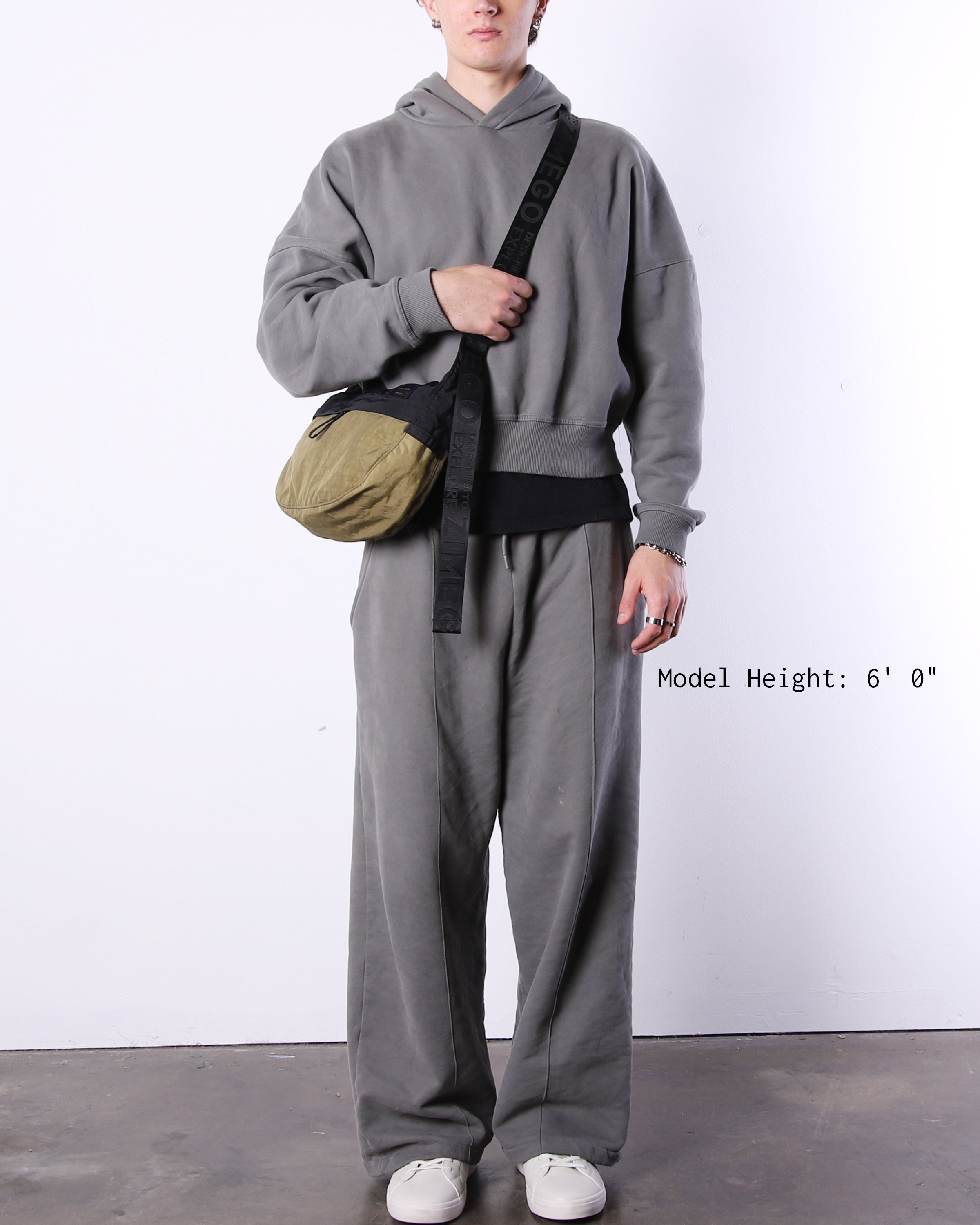 EVERYWHERE CRESCENT II Olive