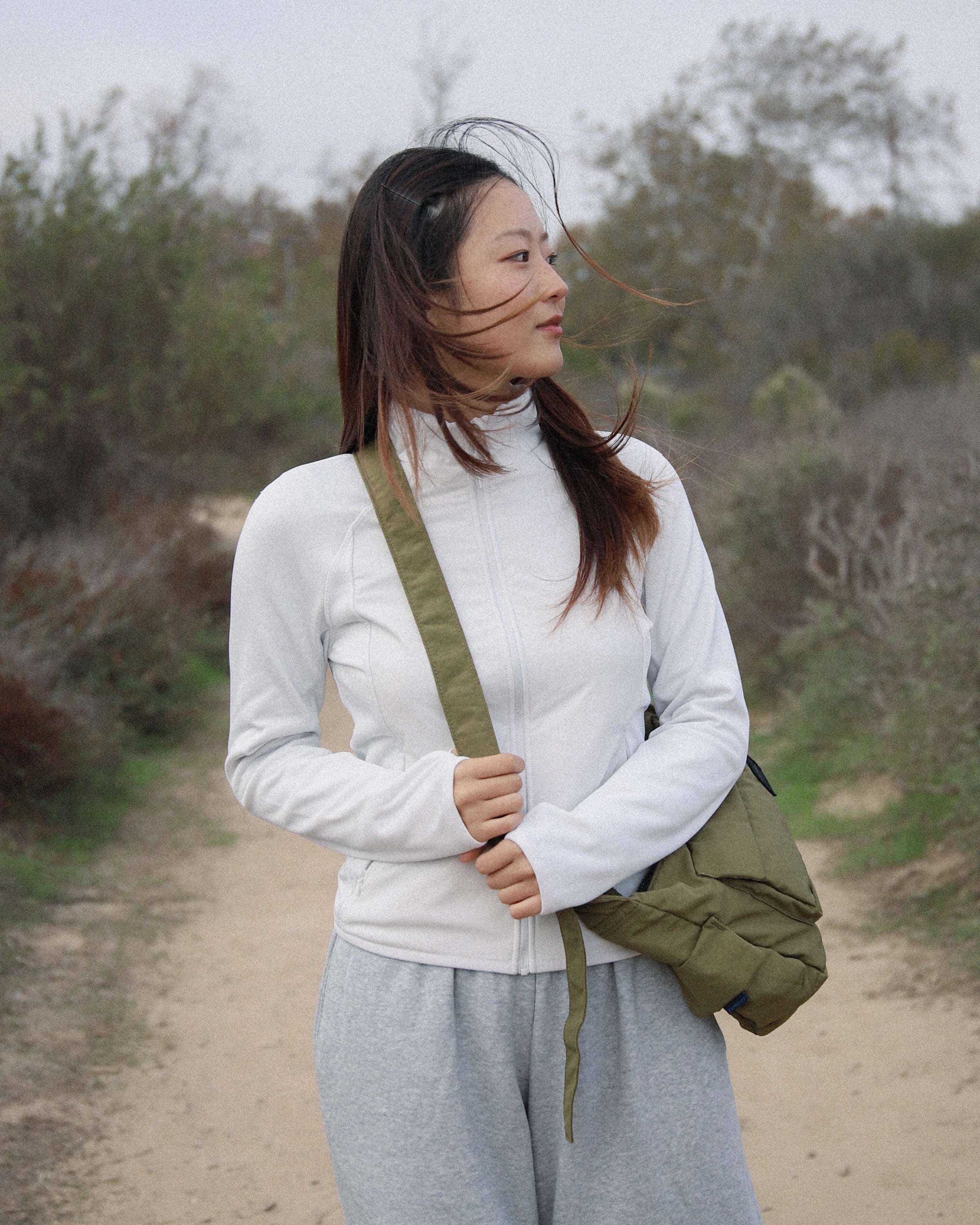 Cargo Modern Crossbody