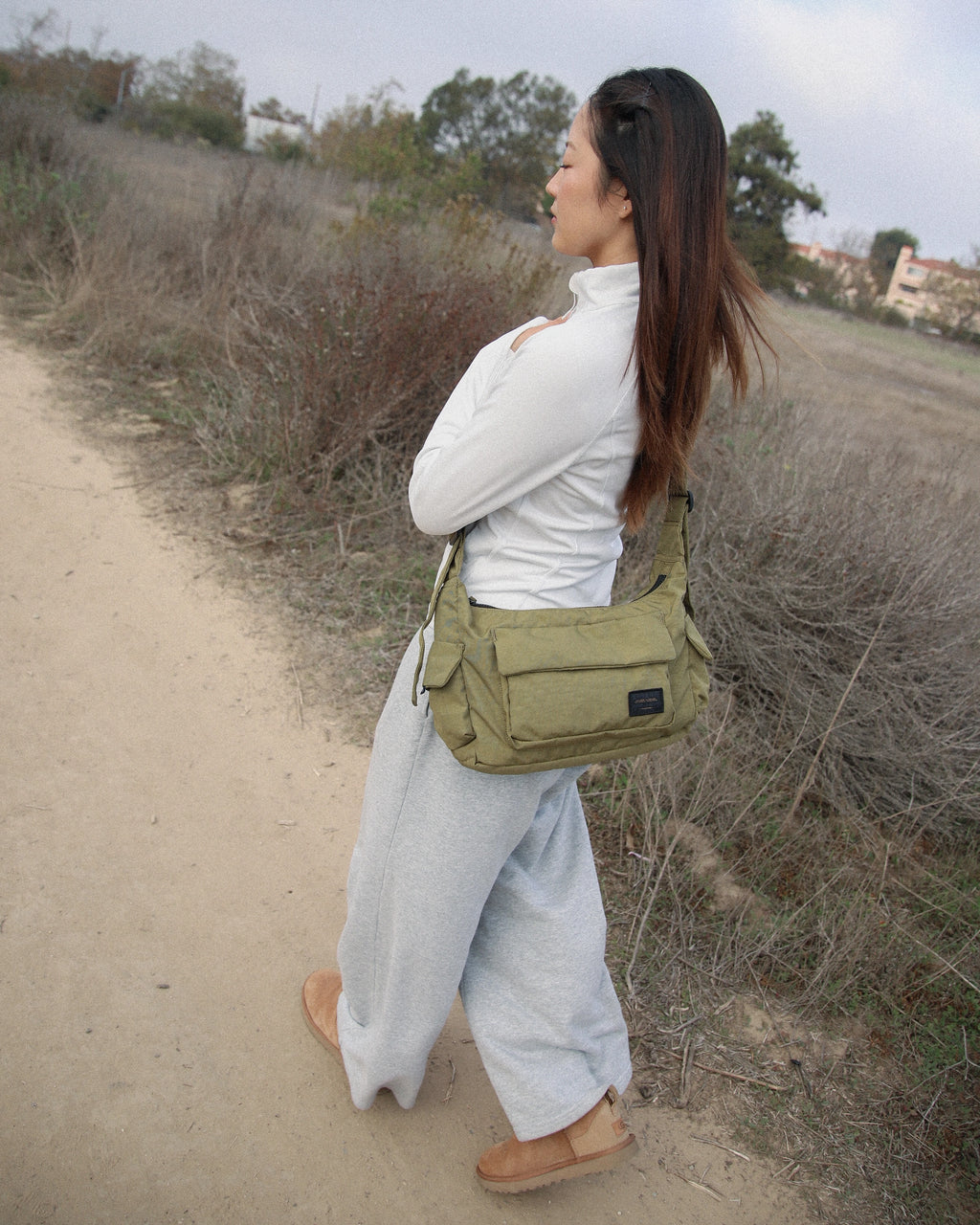 Cargo Modern Crossbody